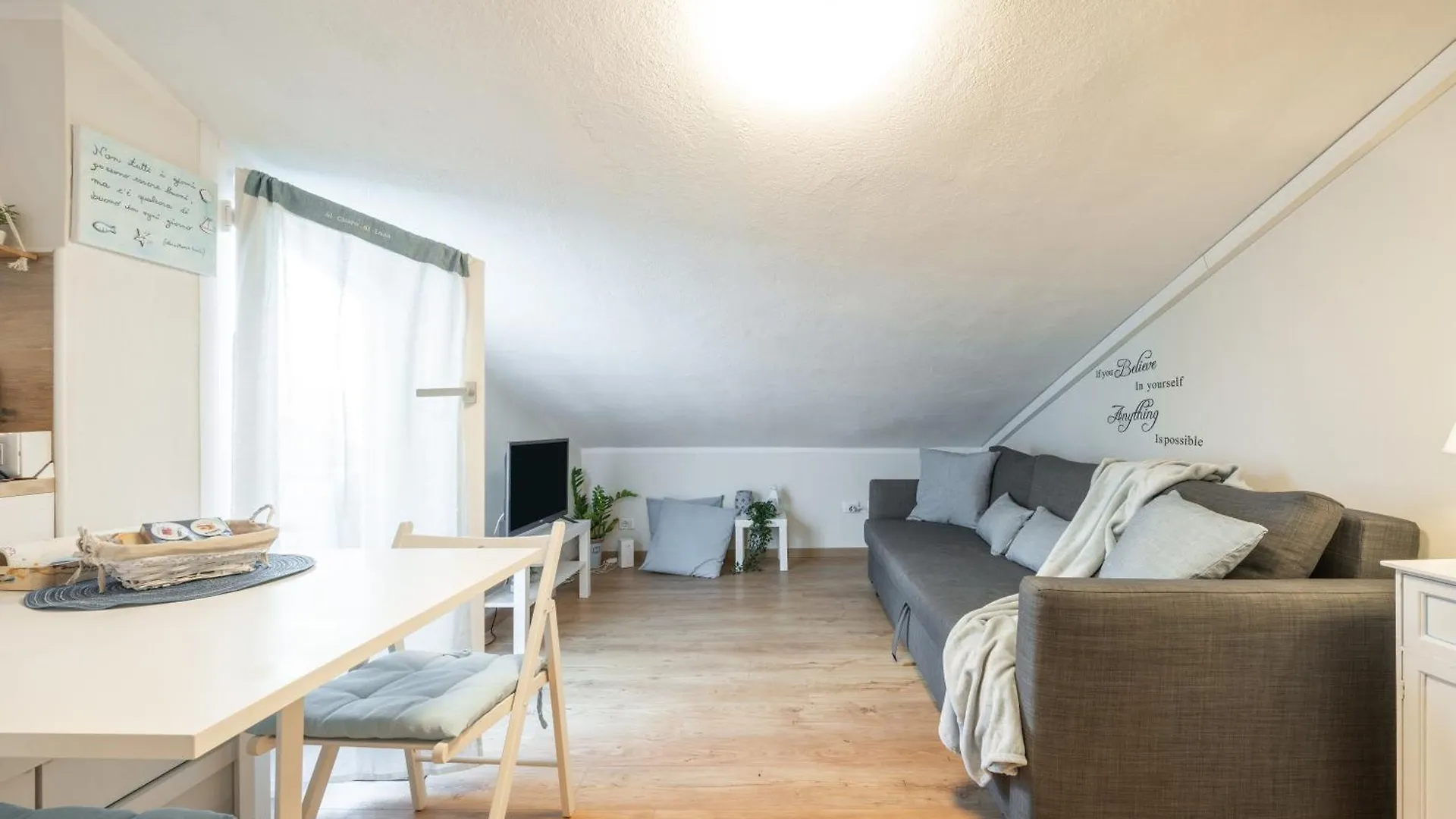 Al Chiaro Di Luna Decimomannu Vakantiehuis